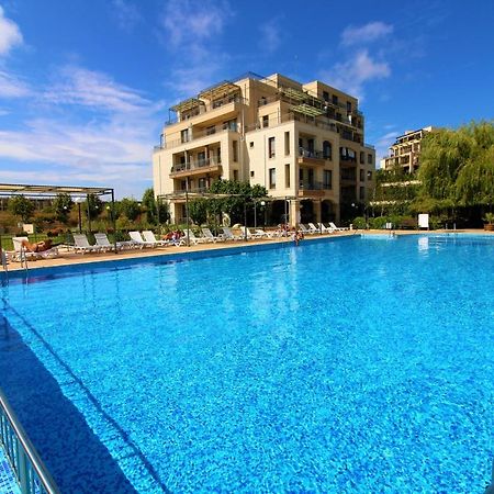Sorrento - Menada Apartments Sveti Vlas Extérieur photo