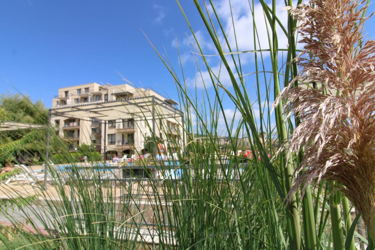 Sorrento - Menada Apartments Sveti Vlas Extérieur photo